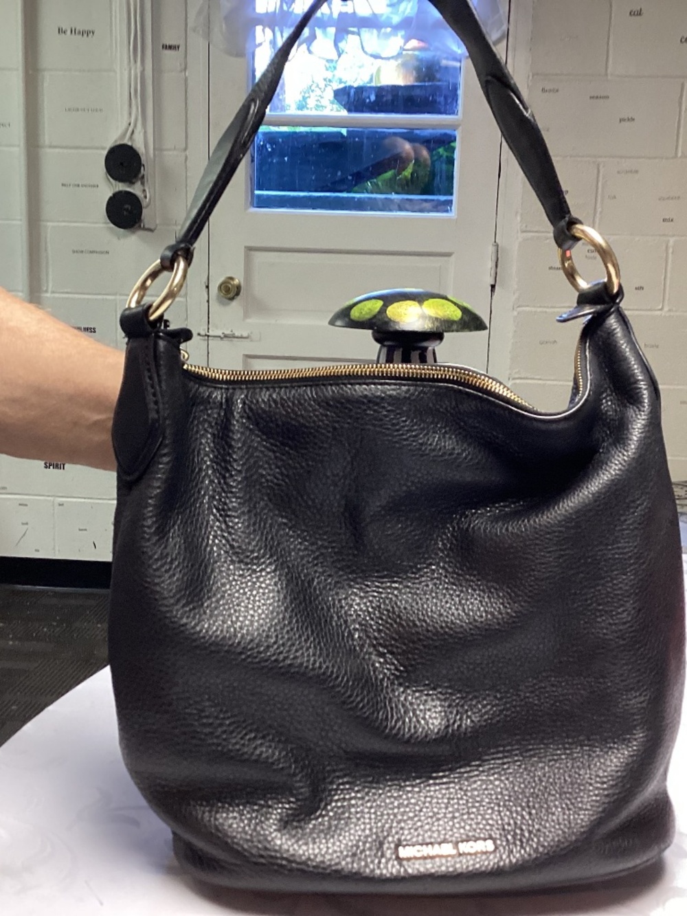 Michael Kors Pebbled Leather  Bucket Bag - BLACK. MUST SEE🖤🖤🖤🖤🖤